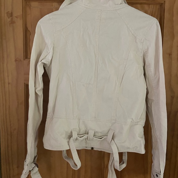 Off white cream/ light tan colored REPUBLIC Jacket New Never worn size 10 - Picture 2 of 2